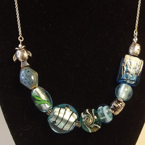 Vintage NRT Necklace - Avon - Blue & Green Glass Sea Turtle Fish Ocean Theme - Picture 1 of 7